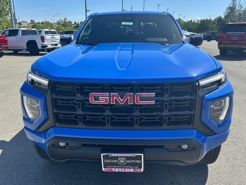 New 2025 GMC Canyon Elevation w/ Convenience Package image 2
