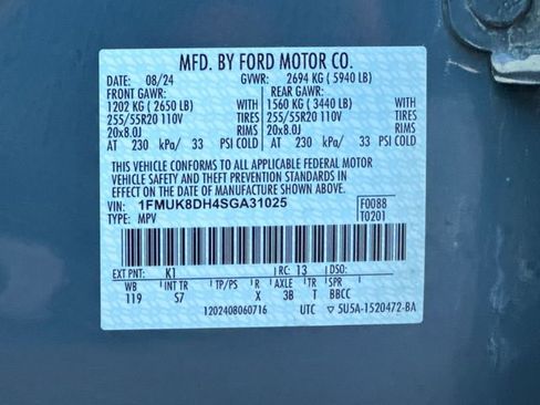 Used 2025 Ford Explorer Active w/ Active Comfort Package image 36