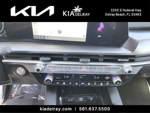 Used 2024 Kia Telluride LX FWD image 20