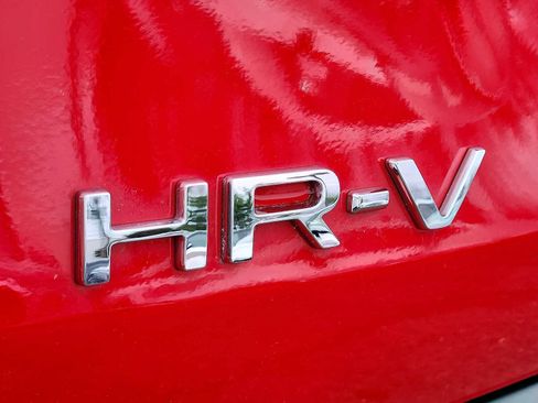 Certified 2024 Honda HR-V Sport image 30