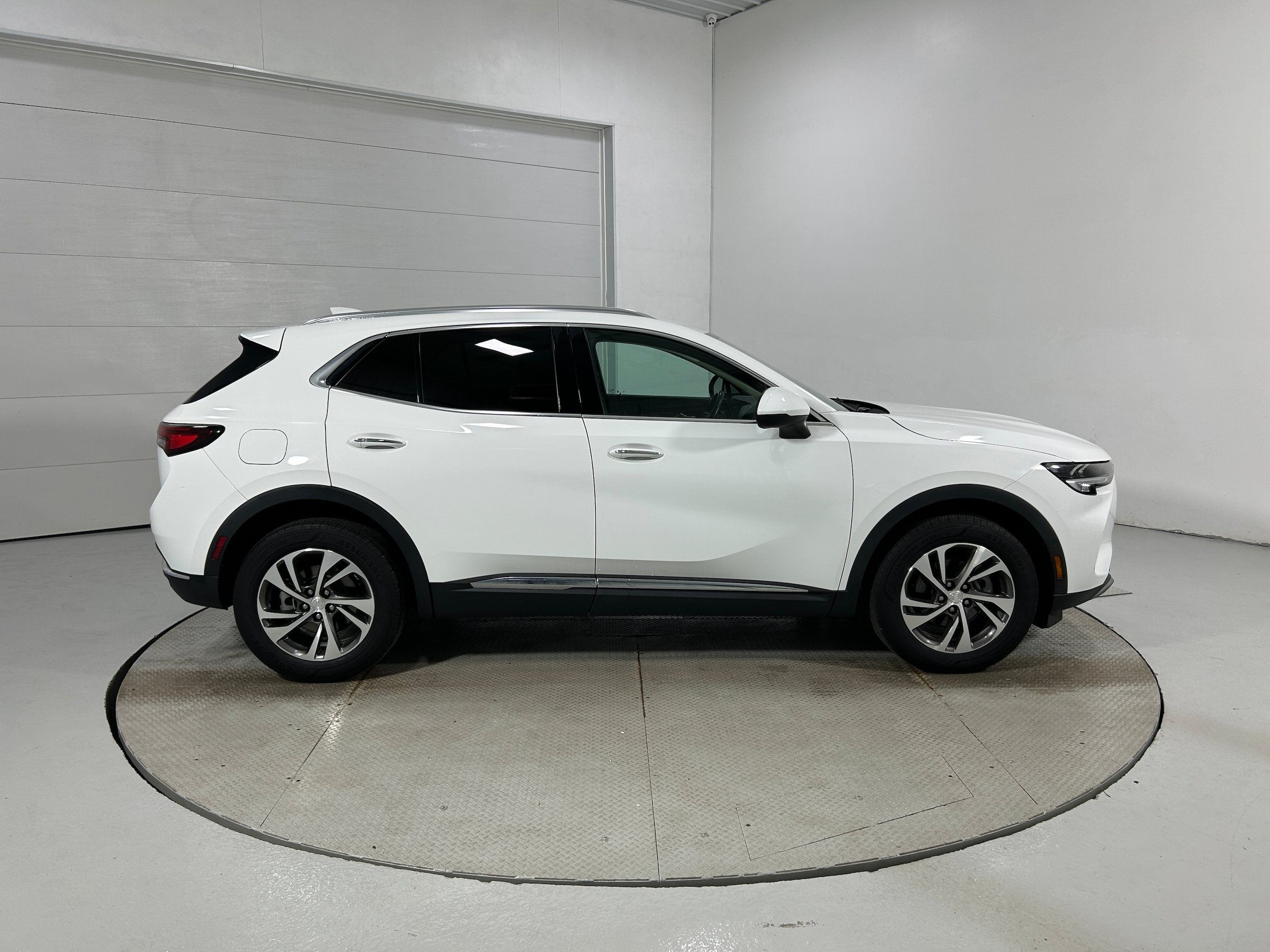 Used 2021 Buick Envision Essence AWD/4WD image 36