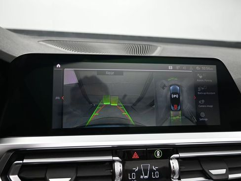Used 2021 BMW 430i Convertible w/ Premium Package RWD image 17