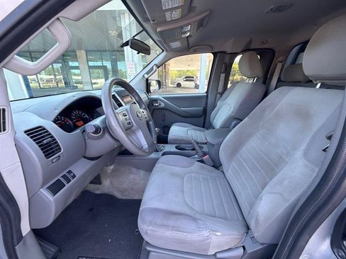 Used 2014 Nissan Frontier S w/ S Preferred Package RWD image 10