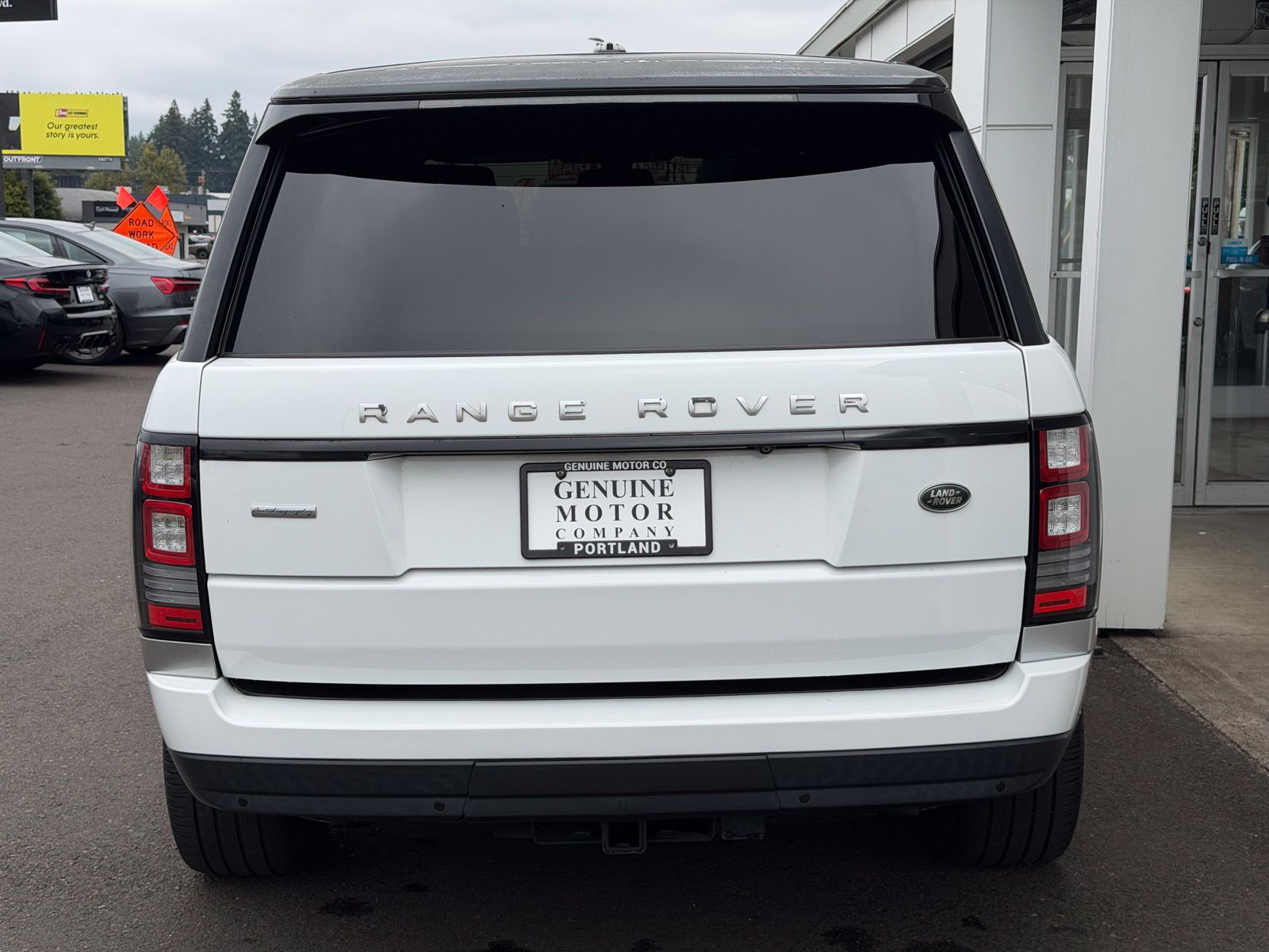 Used 2014 Land Rover Range Rover Long Wheelbase Autobiography AWD/4WD image 4