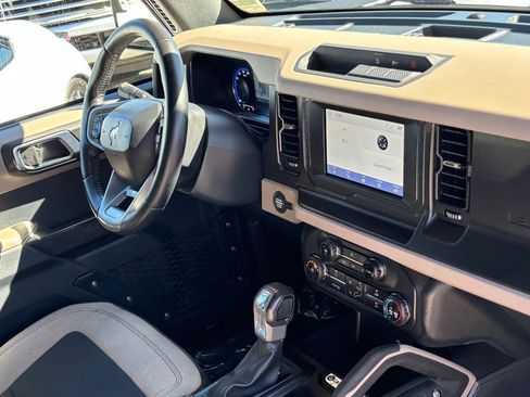Used 2022 Ford Bronco Big Bend image 27