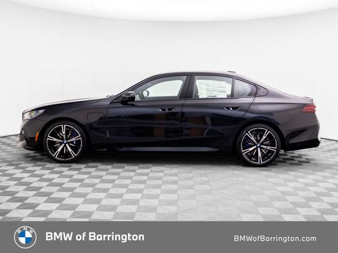 New 2027 BMW 550e xDrive AWD/4WD image 2