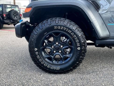 Used 2023 Jeep Wrangler Unlimited w/ Cold Weather Group image 7