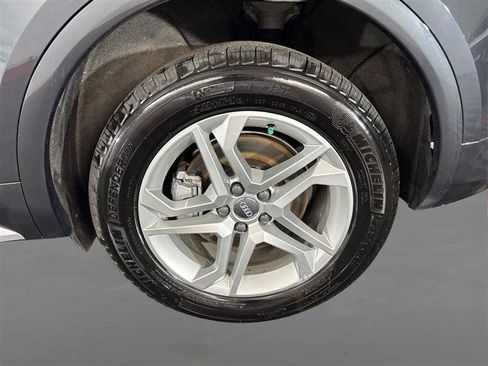 Used 2018 Audi Q5 2.0T Premium Plus AWD/4WD image 24