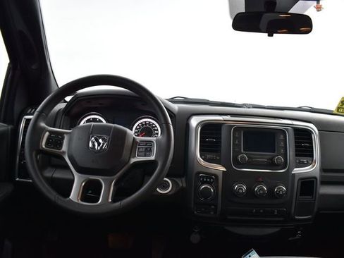 Used 2024 RAM 1500 Classic Warlock image 31