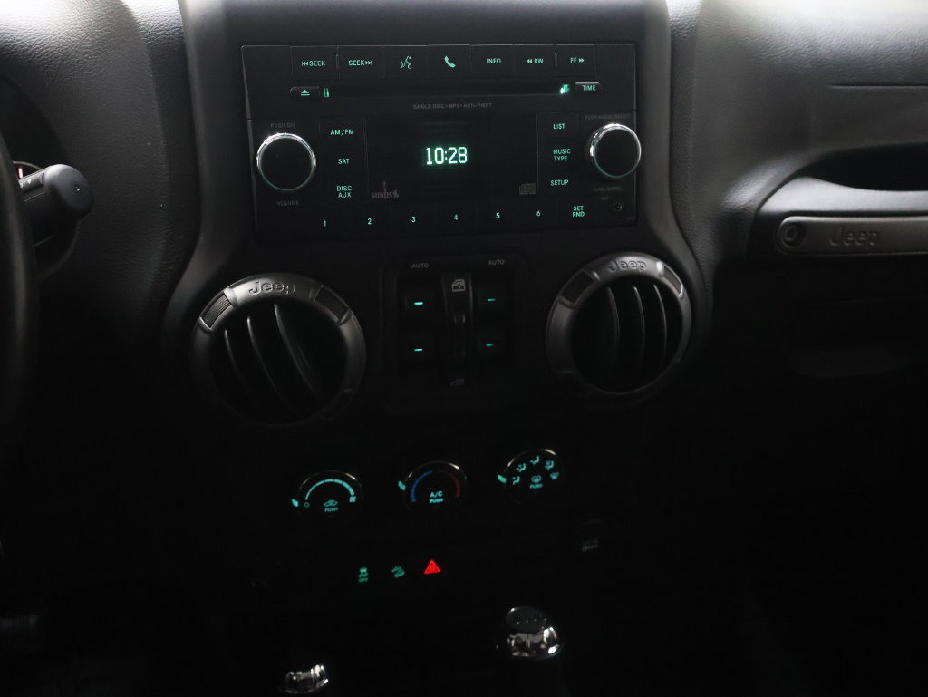Used 2018 Jeep Wrangler Unlimited Sport S AWD/4WD image 24