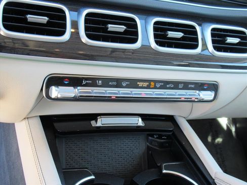 Used 2020 Mercedes-Benz GLE 350 image 23