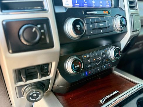 Used 2020 Ford F250 King Ranch image 35