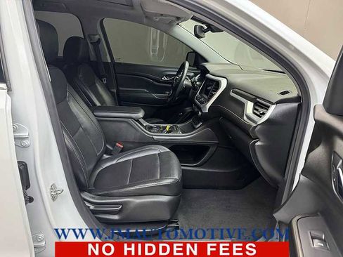 Used 2020 GMC Acadia SLT w/ Driver Alert Package II image 23