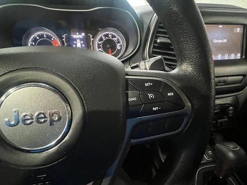 Used 2020 Jeep Cherokee Latitude AWD/4WD image 20