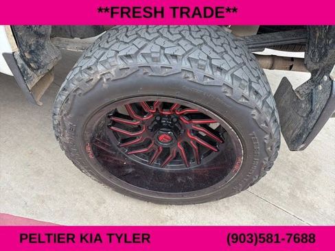 Used 2021 Chevrolet Silverado 1500 LT w/ Texas Edition Plus image 8