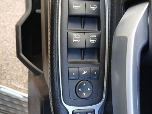 Used 2024 RAM 2500 Big Horn w/ Sport Appearance Package image 56