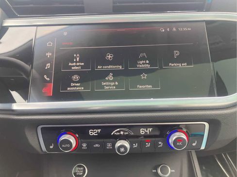 Used 2024 Audi Q3 2.0T Premium Plus image 16