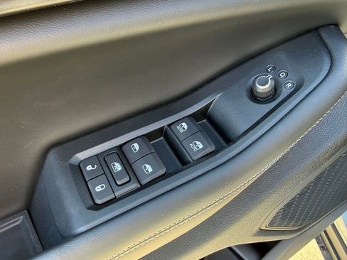 New 2025 Jeep Grand Cherokee Laredo X w/ Luxury Tech Group I image 14