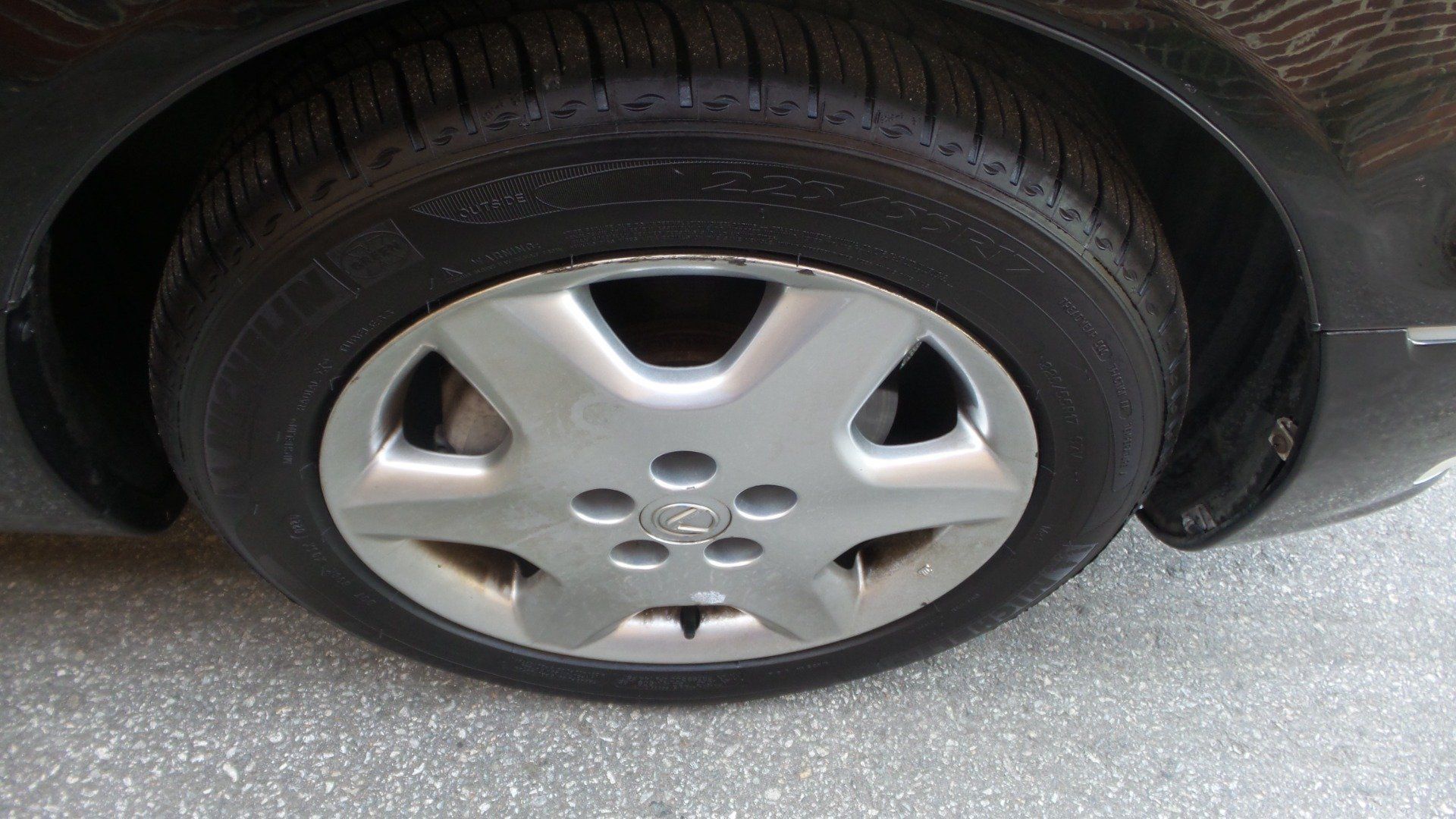 Used 2004 Lexus LS 430 RWD image 10