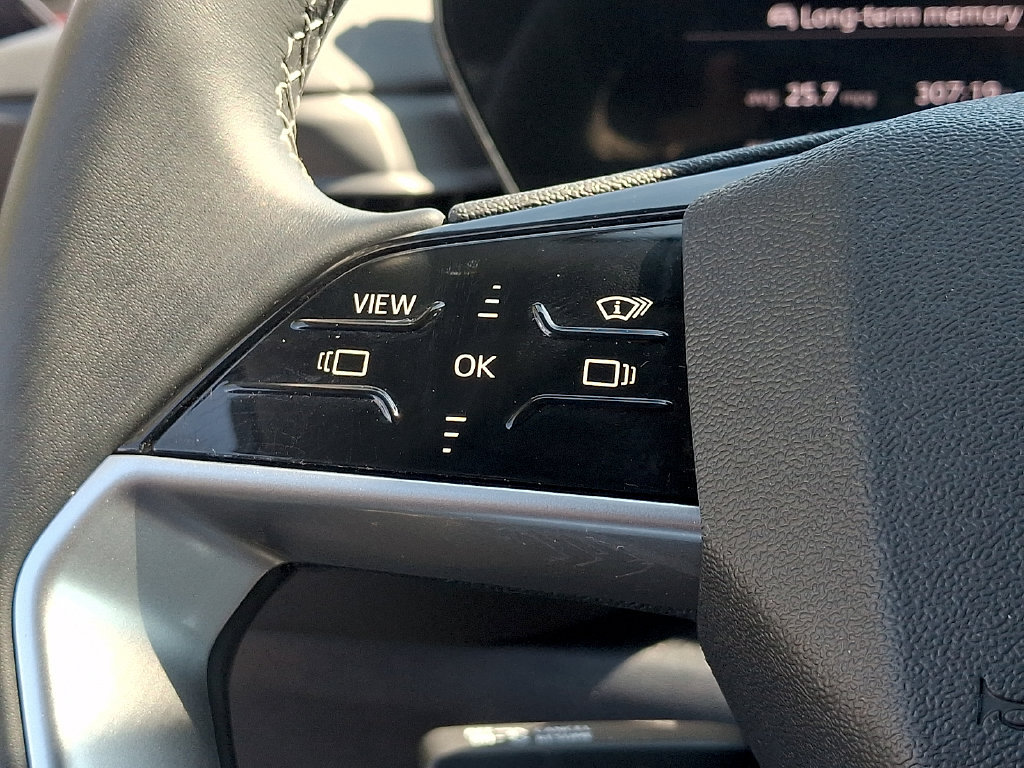 Used 2025 Audi Q5 Premium Plus w/ Premium Plus AWD/4WD image 21