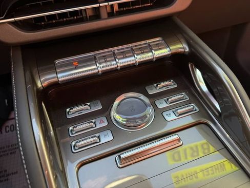 Used 2024 Lincoln Nautilus Black Label w/ Jet Appearance Package (87T) image 38