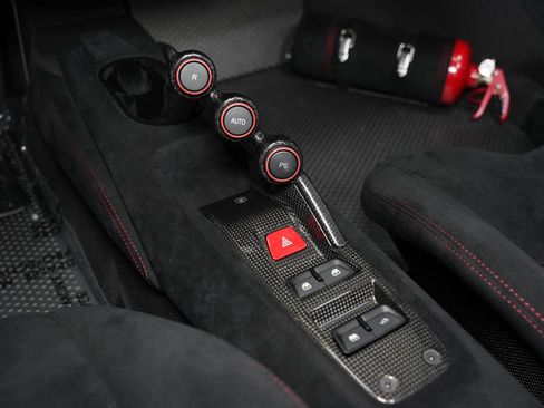 Used 2020 Ferrari 488 Pista Spider image 49