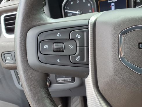 Used 2021 GMC Yukon Denali w/ Denali Ultimate Package AWD/4WD image 14