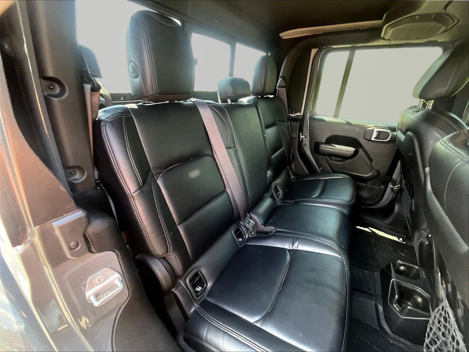 Used 2021 Jeep Gladiator Rubicon AWD/4WD image 25