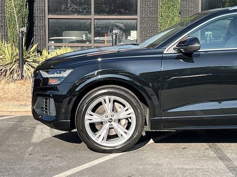 Used 2023 Audi Q8 Prestige image 10