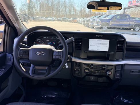 New 2026 Ford F250 4x4 Crew Cab Super Duty image 19