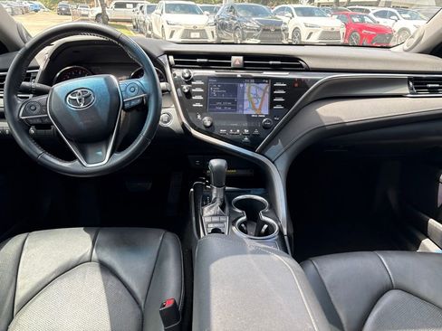 Used 2018 Toyota Camry XSE w/ Driver Assist Package FWD image 18