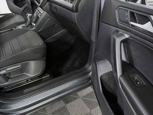 Certified 2023 Volkswagen Tiguan S FWD image 25