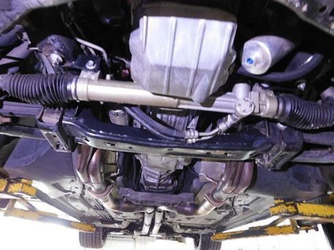 Used 2009 Dodge Challenger SRT8 w/ SRT Option Group II RWD image 18