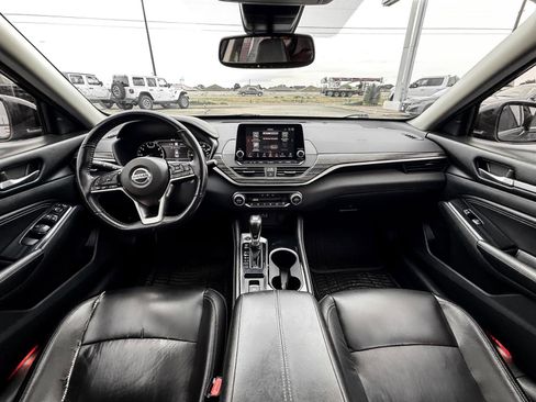 Used 2020 Nissan Altima 2.5 SL FWD image 14