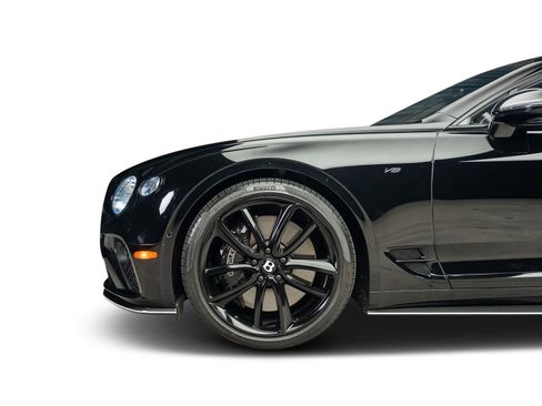 Used 2022 Bentley Continental GT AWD/4WD image 28