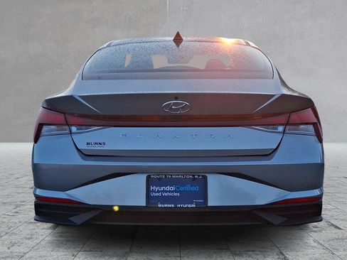 Certified 2023 Hyundai Elantra SEL w/ Convenience Package image 9