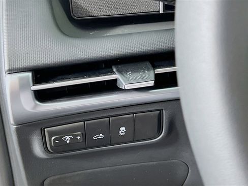 New 2026 Hyundai Santa Cruz SE AWD/4WD image 9