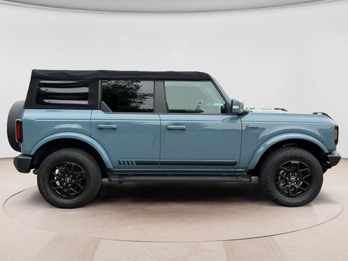 Used 2022 Ford Bronco Outer Banks AWD/4WD image 6