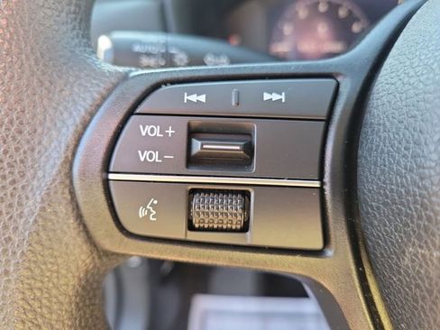 Used 2024 Honda Accord EX image 31