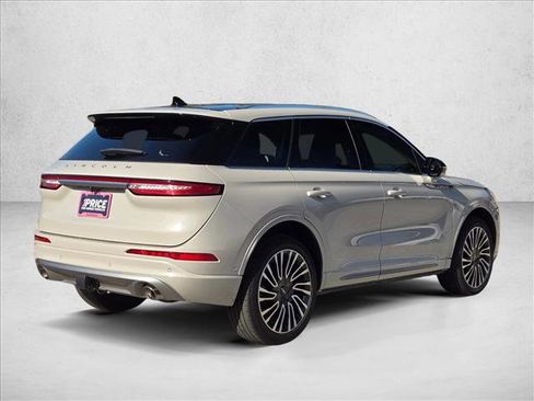 Used 2022 Lincoln Corsair Reserve w/ Sport Package image 5