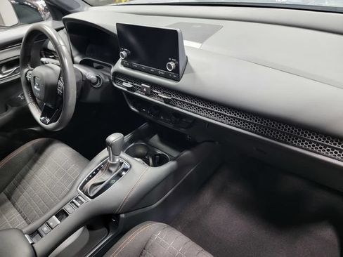 Certified 2024 Honda HR-V Sport image 16