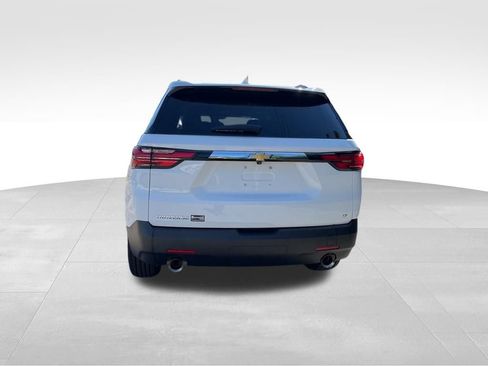 Used 2023 Chevrolet Traverse LT FWD image 4