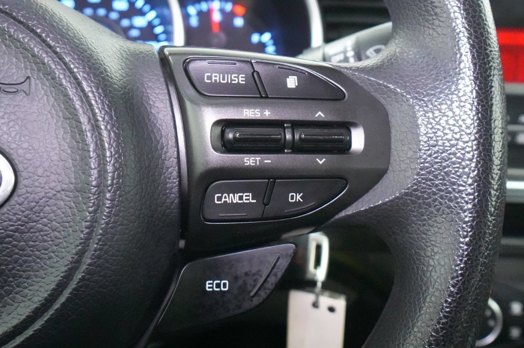 Used 2014 Kia Optima LX FWD image 29
