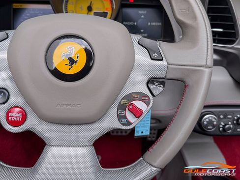 Used 2013 Ferrari 458 Spider RWD image 28