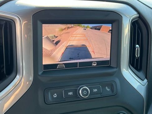 Used 2025 Chevrolet Silverado 1500 Custom image 19