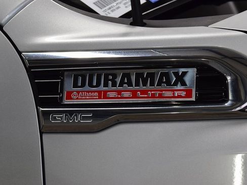 Used 2023 GMC Sierra 2500 Denali w/ Denali Ultimate Package image 17