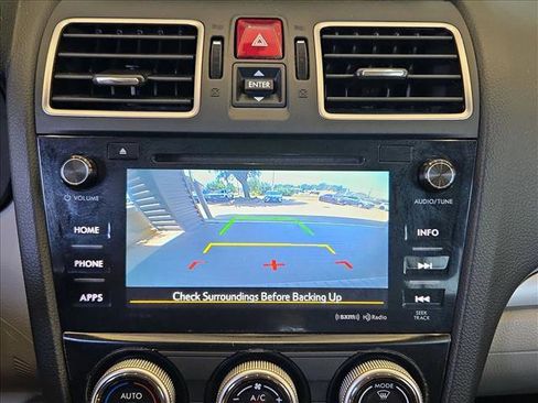 Used 2017 Subaru Forester 2.5i Premium AWD/4WD image 12