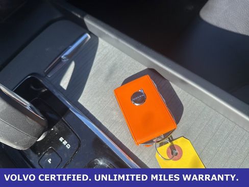 Certified 2025 Volvo XC60 B5 Plus image 26
