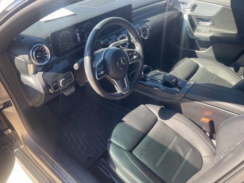 Used 2022 Mercedes-Benz CLA 250 image 8