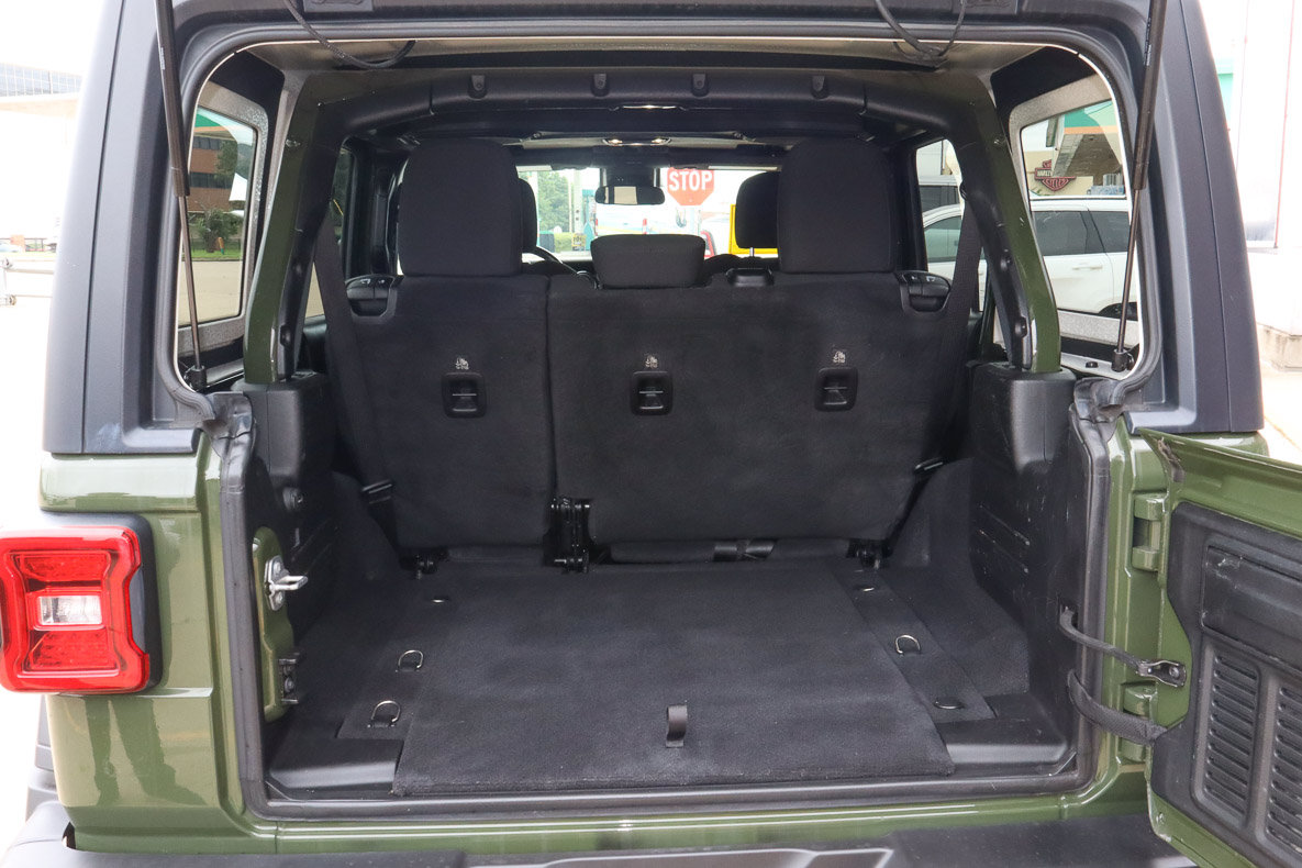 Used 2021 Jeep Wrangler Unlimited Sport AWD/4WD image 9
